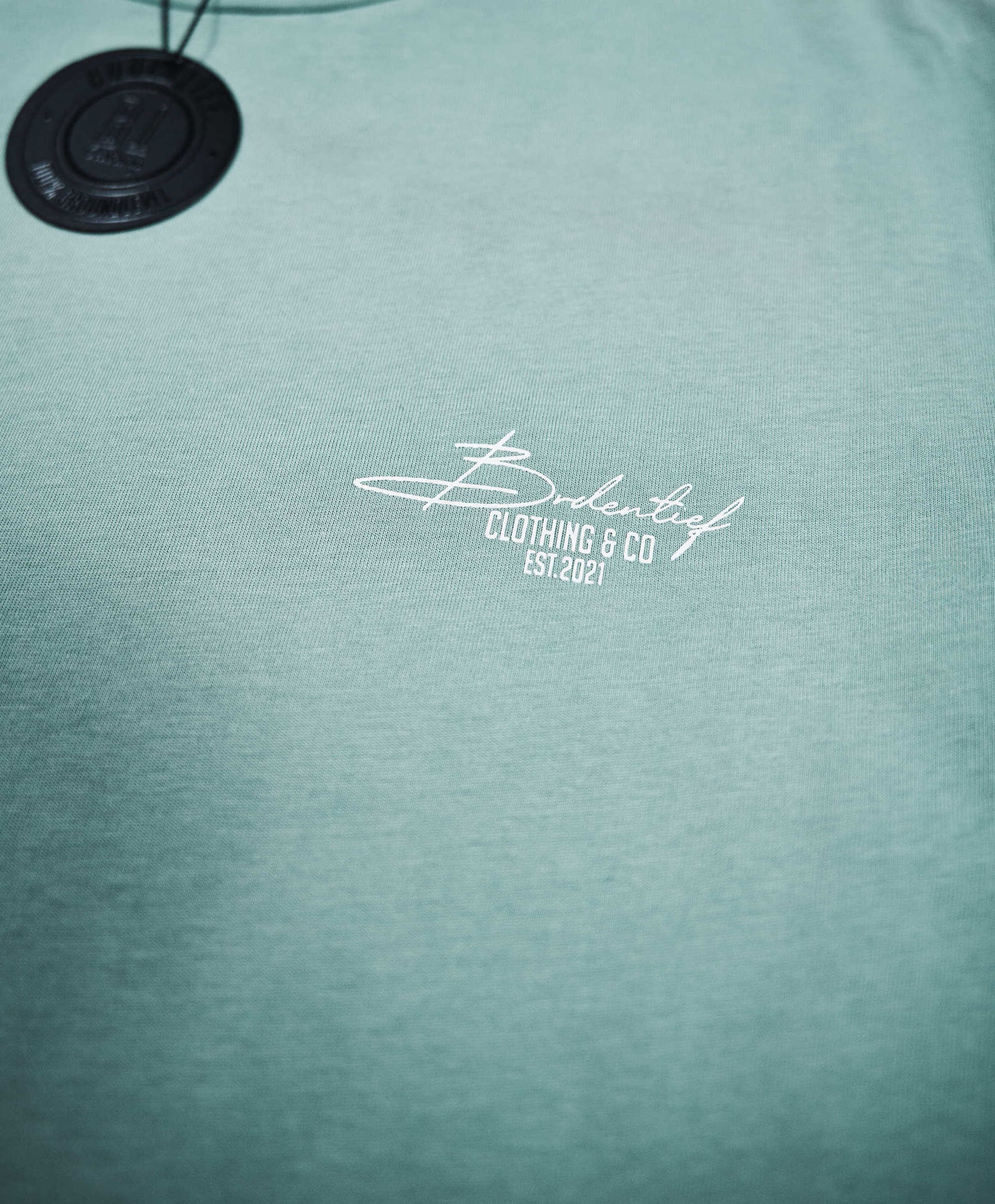 bodentief. -CREATE DAYS T-SHIRT GREEN-