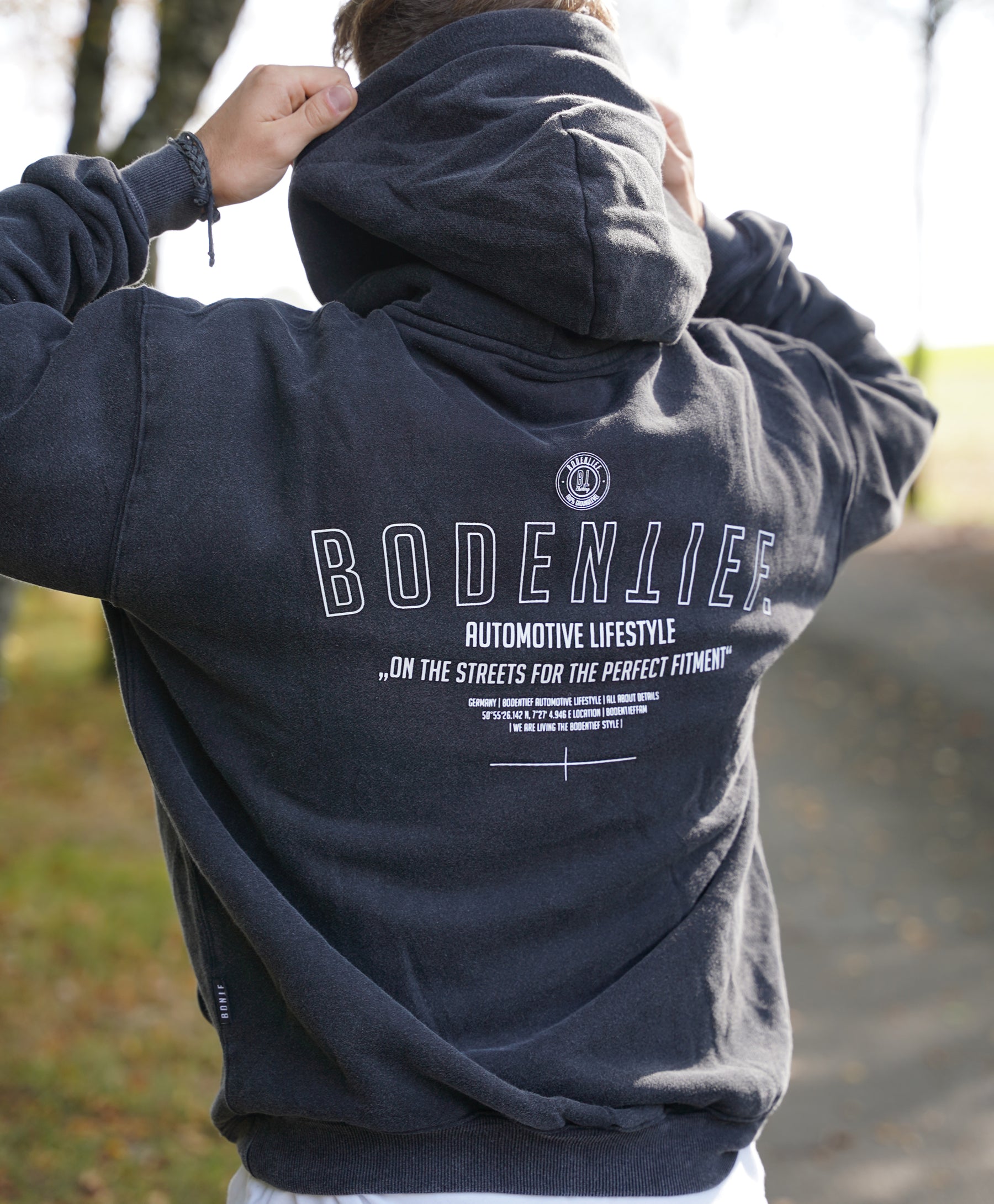 bodentief. -VINTAGE HOODIE-